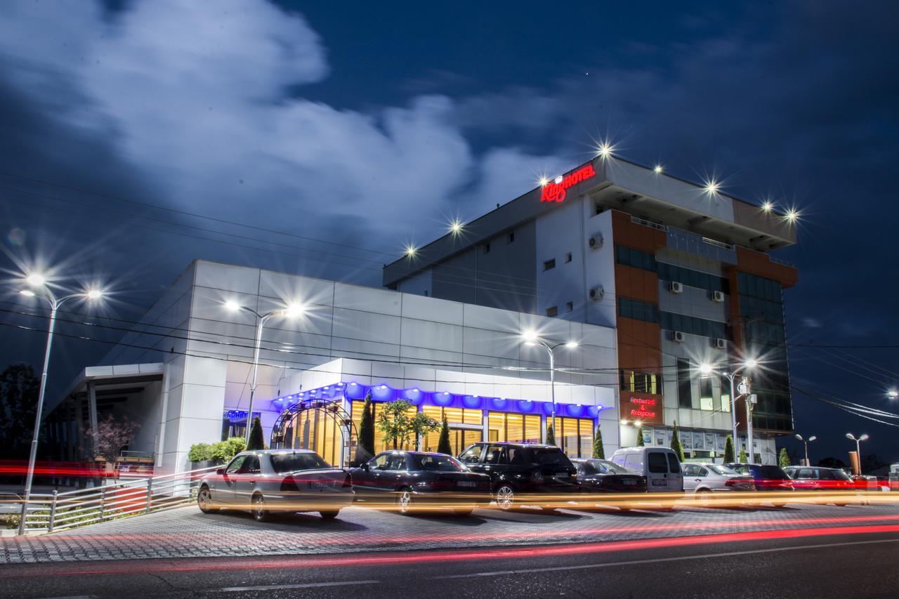 King Hotel Peje Exteriér fotografie